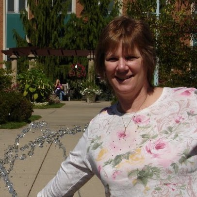 Mary Wilkinson Photo 25