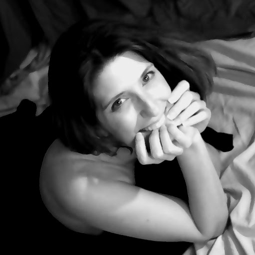 Lisa Pearce Photo 15