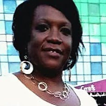 Angela Hayes Photo 8