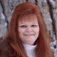 Julie Marsh Photo 45