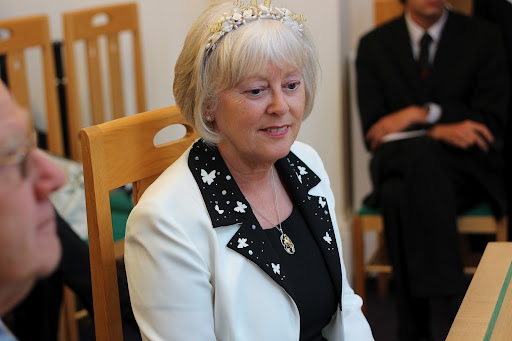 Marion Holmes Photo 12