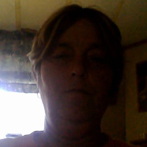 Elizabeth Langley Photo 16