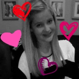 Anna Laird Photo 25