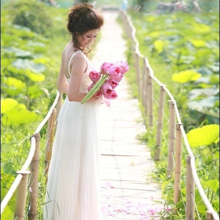 Huyen Vu Photo 31