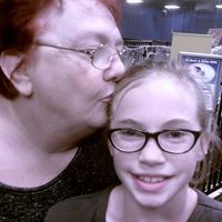 Vicki Rogers Photo 28