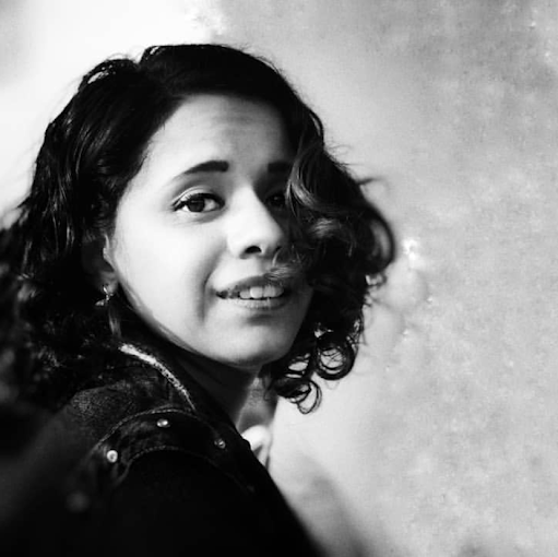 Ana Cervantes Photo 6