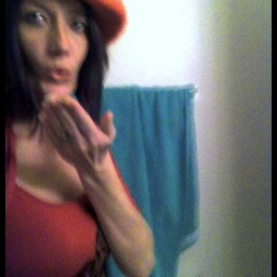 Dana Thomas Photo 30