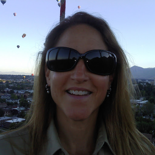 Sylvia Clark Photo 28