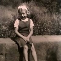 Carol Yates Photo 4