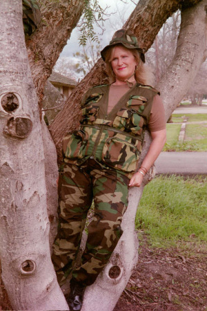 Linda Carpenter Photo 37