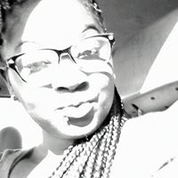 Erika Gray Photo 11