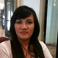 Linda Pham Photo 15