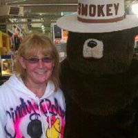 Cindy Dillon Photo 25