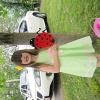 Stephanie Riggins Photo 25