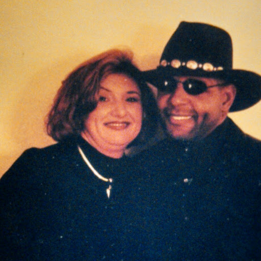 Larry Colbert Photo 19