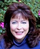 Elizabeth Lamb Photo 27