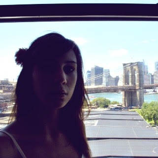 Julia Esposito Photo 17