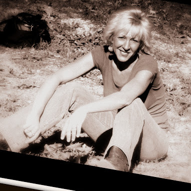 Lori Phelps Photo 36