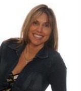 Lisa Moore Photo 12