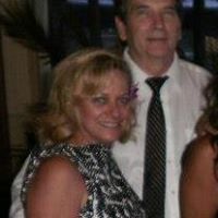 Lori Wells Photo 36