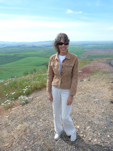 Renee Murray Photo 15