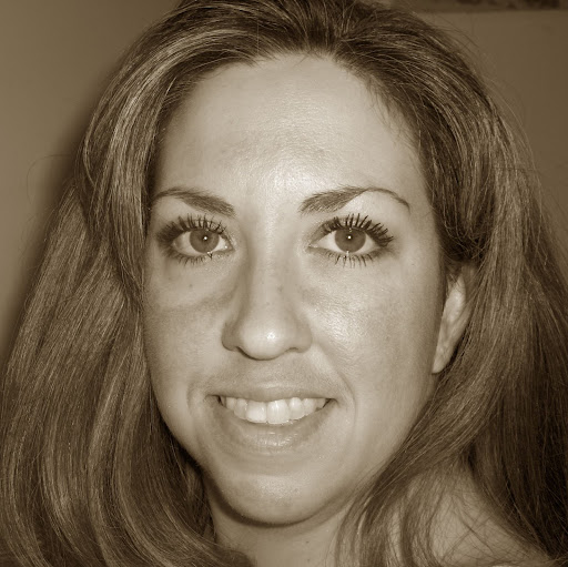 Julie Martinez Photo 32