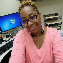 Kristie Thomas Photo 9