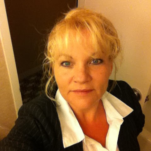 Carolyn Arnett Photo 31