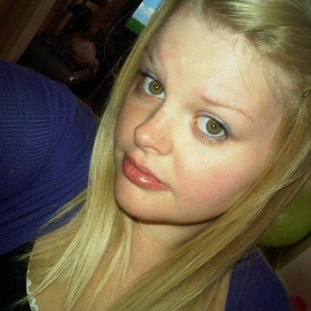 Samantha Taylor Photo 38