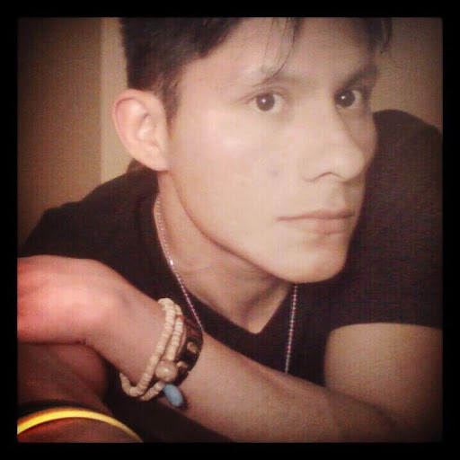 Manuel Paredes Photo 4