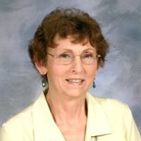 Elizabeth Wall Photo 28