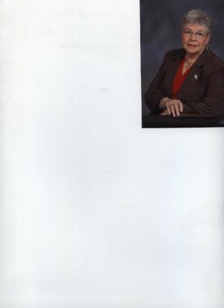 Rebecca Pike Photo 6