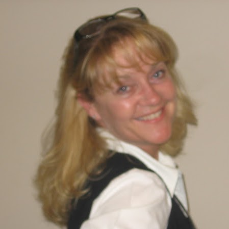 Colleen Cahill Photo 15
