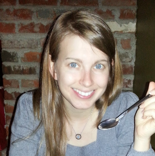 Tara Jones Photo 8