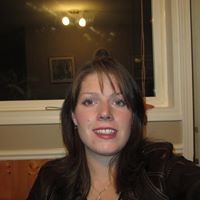 Amanda Pickering Photo 35