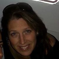 Liz Cooper Photo 10