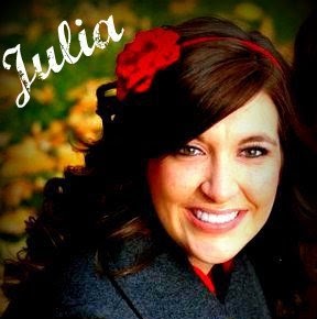Julia Hess Photo 7