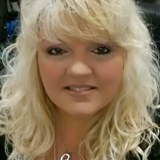 Wendy Robinson Photo 28