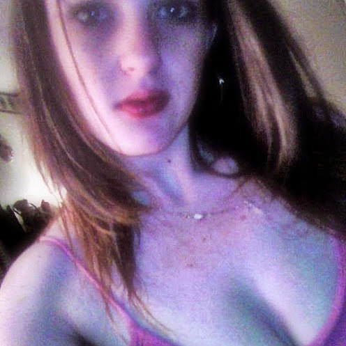 Kimberly Simpson Photo 15