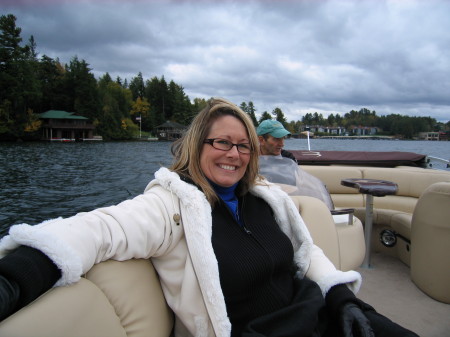 Pamela Barrett Photo 30