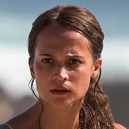 Laura Croft Photo 7