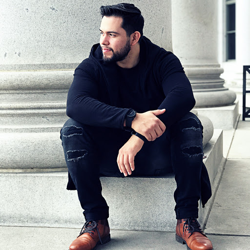 Andrew Vega Photo 7