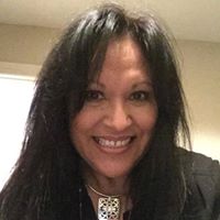 Elizabeth Saenz Photo 46