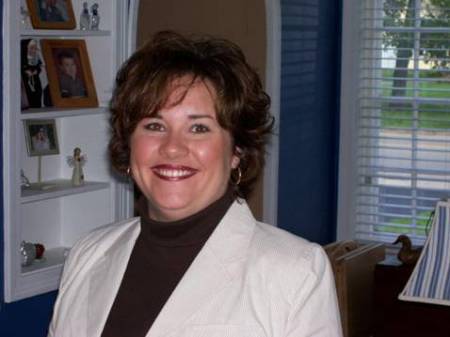 Jenifer Jones Photo 9