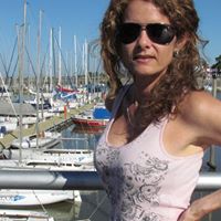 Elizabeth Trapp Photo 15