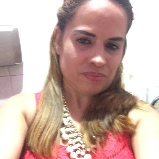 Alma Perez Photo 37
