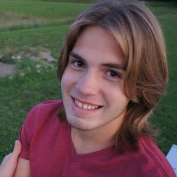 Luke Anders Photo 4