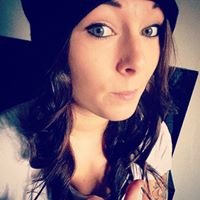 Sarah Owen Photo 17