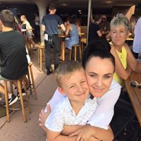 Julie Houghton Photo 40