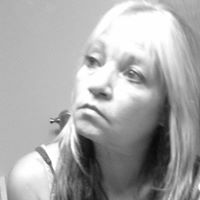 Gina Briggs Photo 9